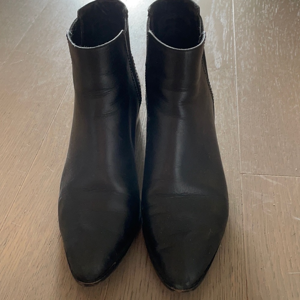 ankle boots